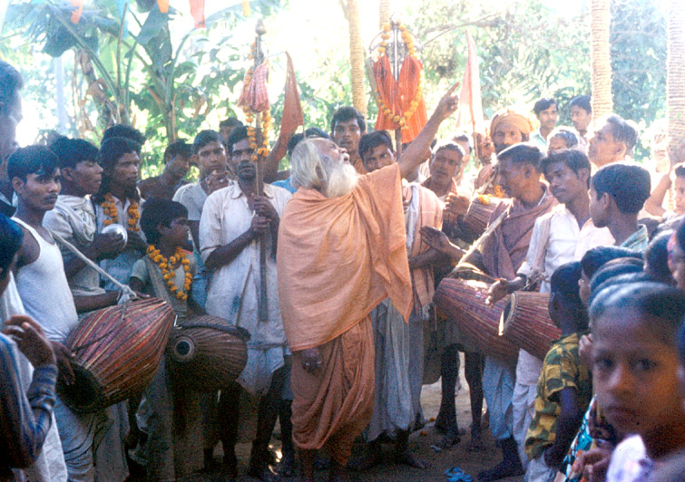 V0009.jpg (188744 bytes)